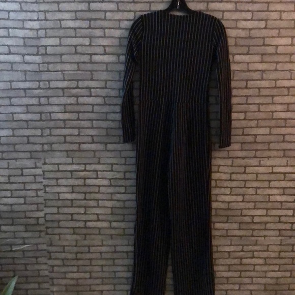 Jumper - Picture 3 of 3